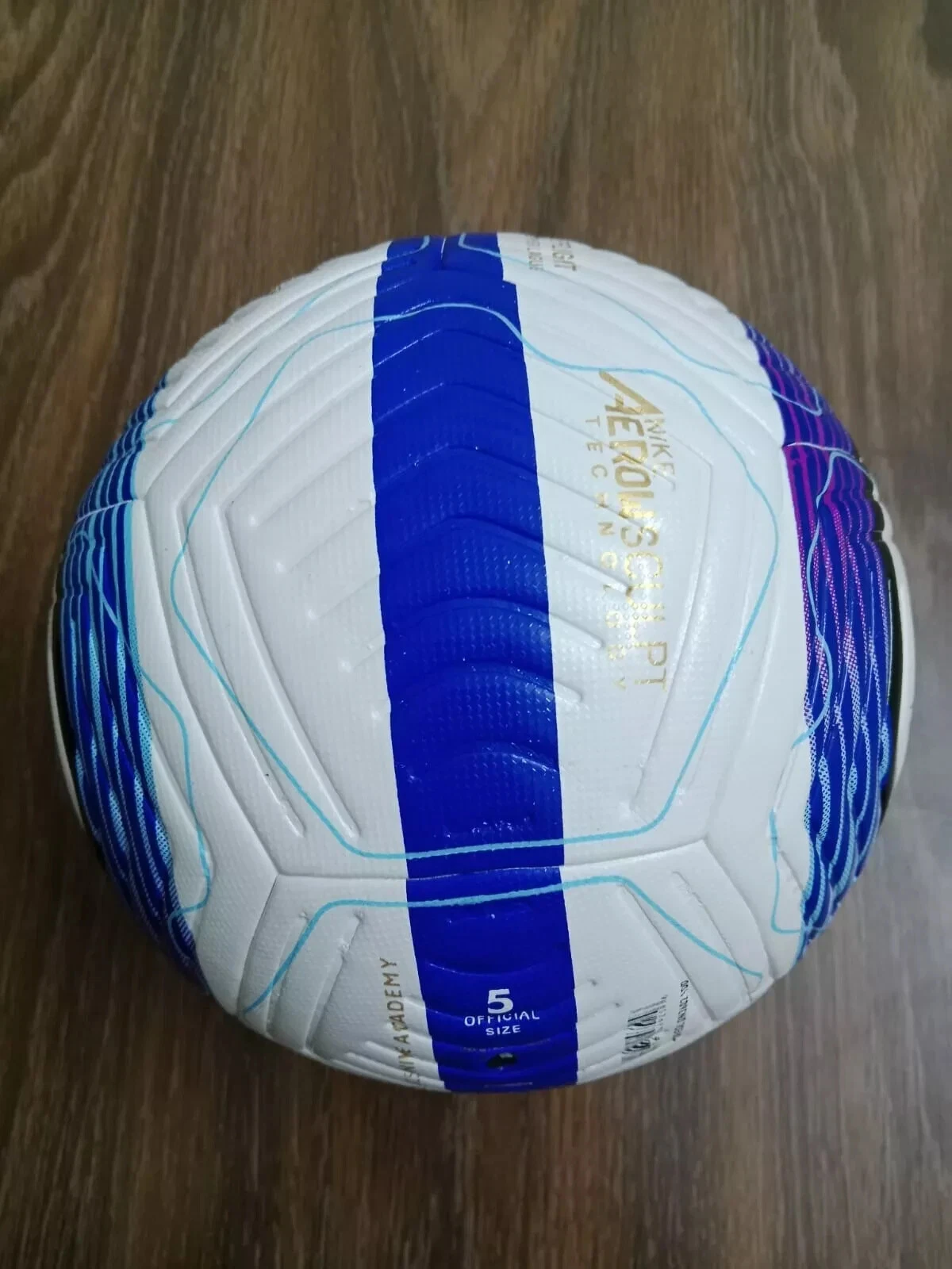 Premier League Soccer Ball Size 5 – 2024/25 Flight Style Premier League Soccer Ball Size 5 2024/25 Flight Style